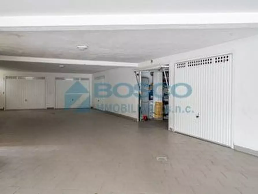 Immagine 15 di Pentalocale in vendita  in Via San Venerio a La Spezia