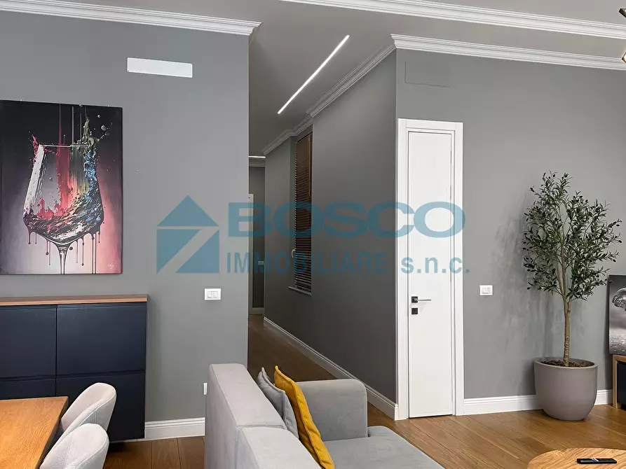 Immagine 12 di Pentalocale in vendita  in Piazza Garibaldi a La Spezia