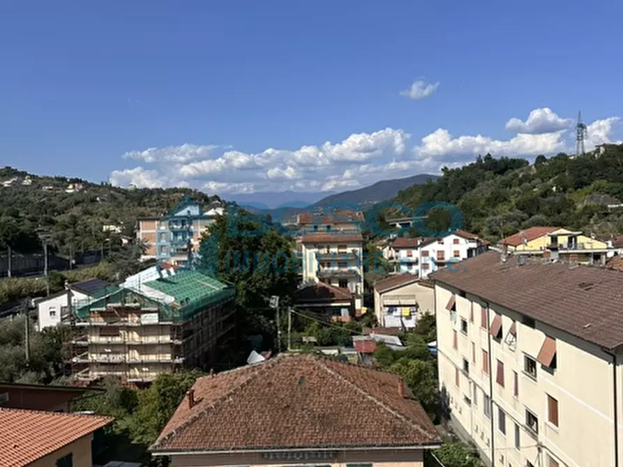 Immagine 14 di Bilocale in vendita  in Strada Statale 1 5 a La Spezia