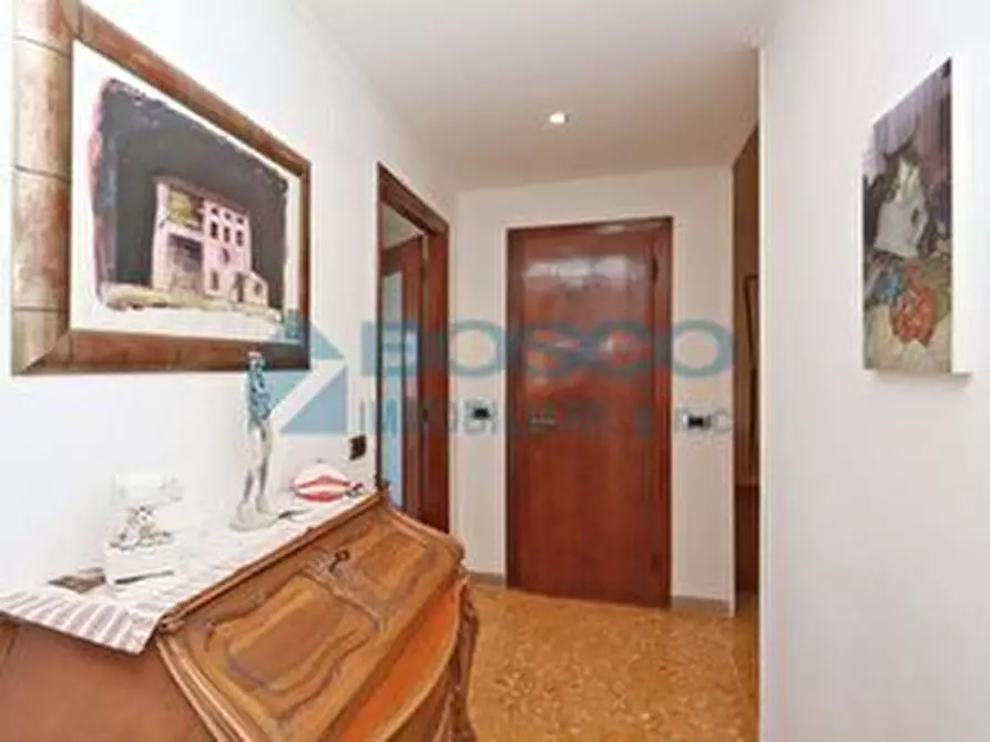 Immagine 19 di Trilocale in vendita  in Viottolo della Martina 5 a Portovenere