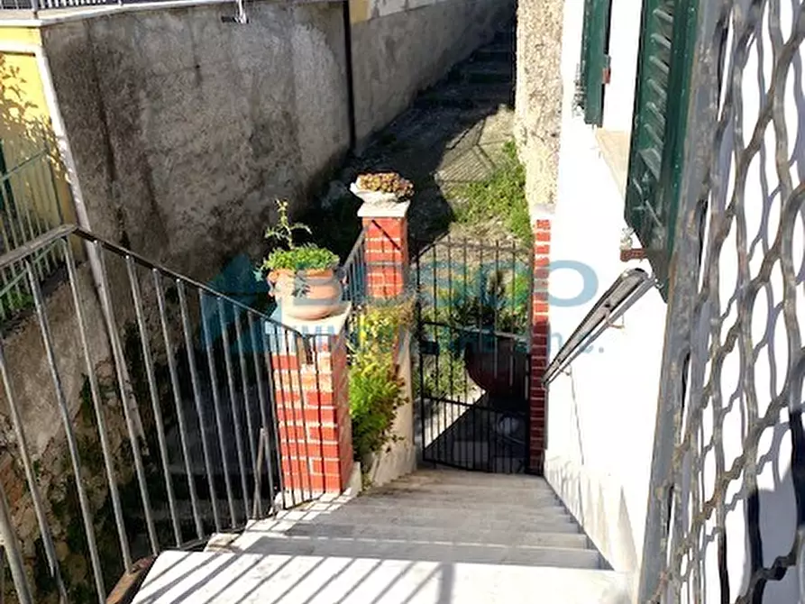 Immagine 5 di Quadrilocale in vendita  in Via Gazzoli a Lerici