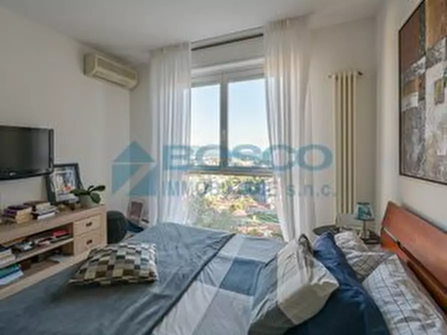 Immagine 53 di Pentalocale in vendita  in Costa di Murlo a La Spezia