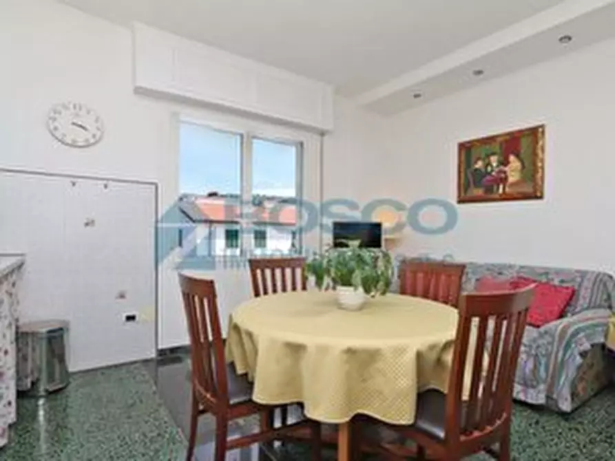 Immagine 26 di Trilocale in vendita  in Viottolo della Martina 5 a Portovenere