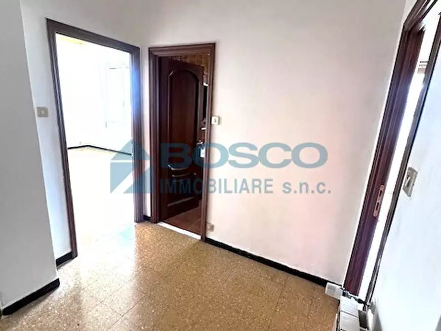 Immagine 13 di Pentalocale in vendita  in Via XXIV Maggio 158 a La Spezia