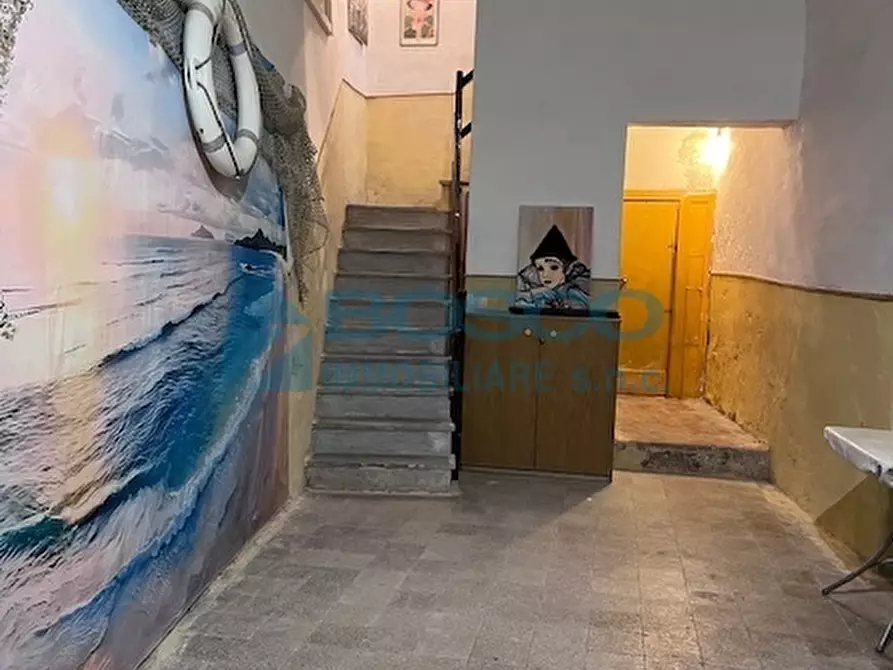 Immagine 22 di Trilocale in vendita  in Via Giuseppe Mazzini 4 a Lerici