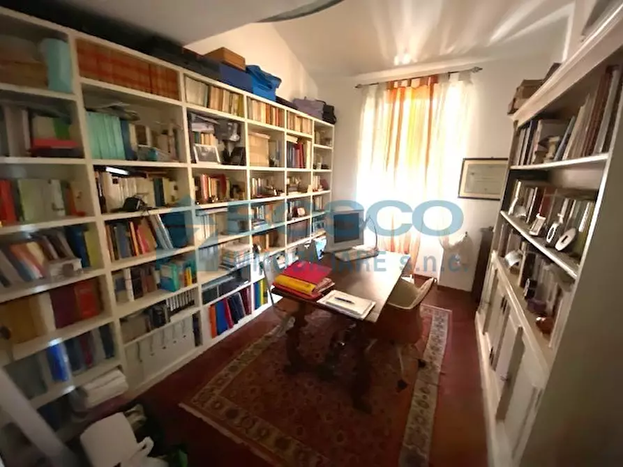 Immagine 32 di Pentalocale in vendita  in Via landinelli a Sarzana