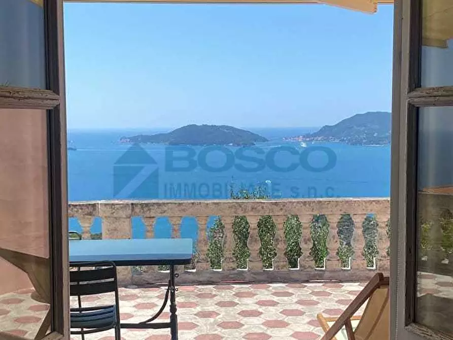 Immagine 24 di Villa in vendita  in La Serra a Lerici