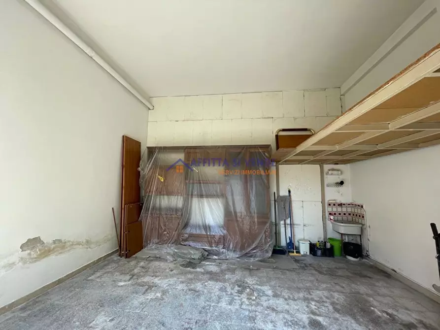 Immagine 4 di Garage in vendita  in Via Salvatore Monteforte a Siracusa