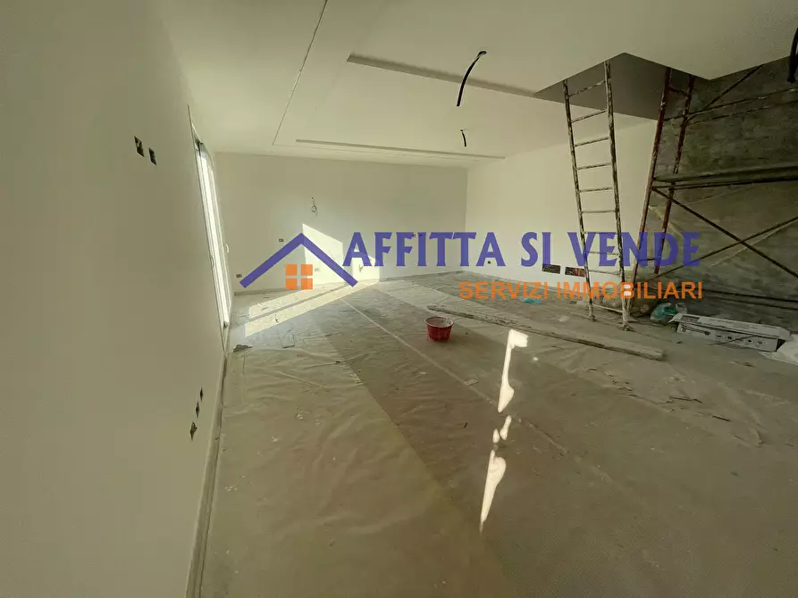 Immagine 11 di Villa in vendita  in Corso Vittorio Emanuele 2/B a Floridia