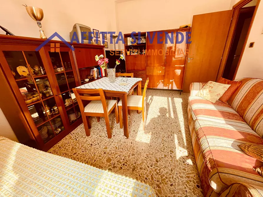 Immagine 23 di Pentalocale in vendita  in Via Filisto 36 a Siracusa