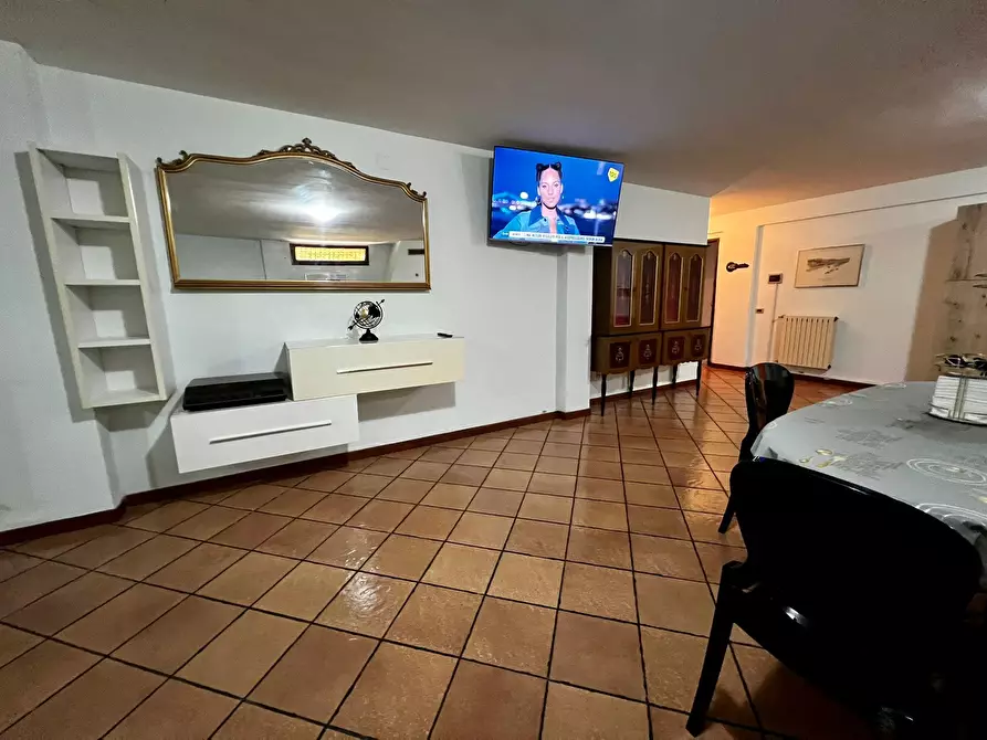 Immagine 14 di Loft/Open space in vendita  a Pescara