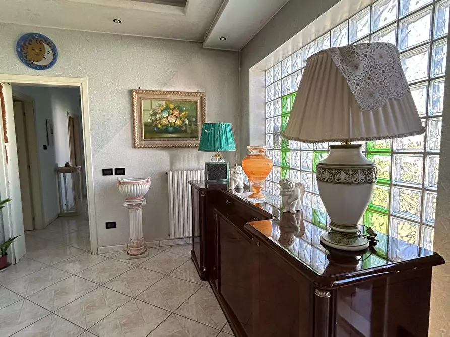 Immagine 7 di Casa trifamiliare in vendita  a Pescara