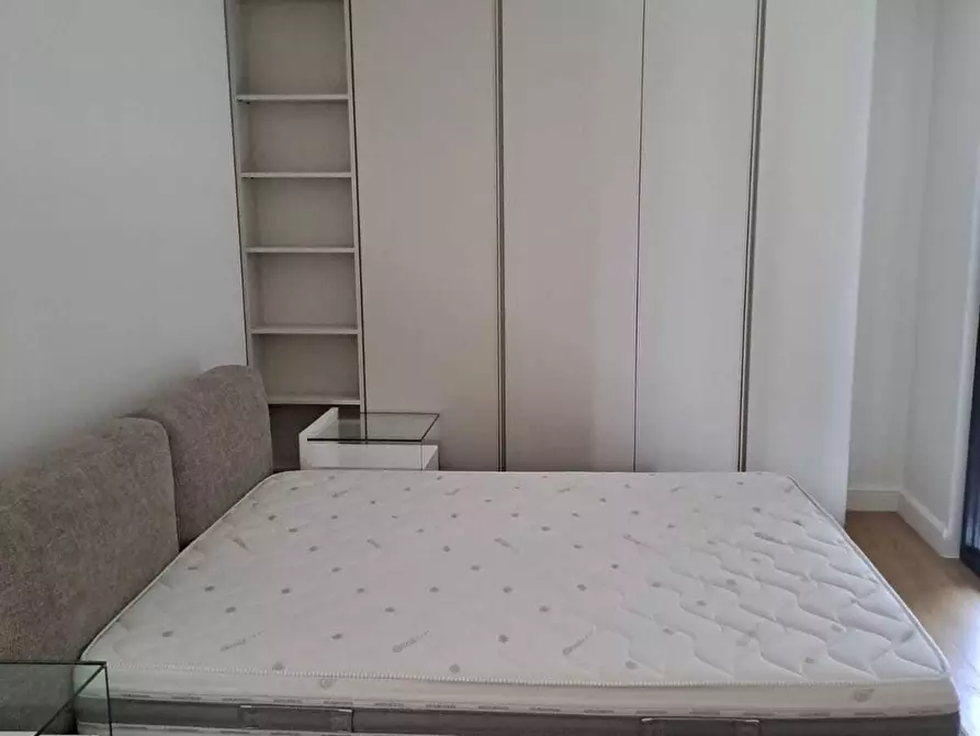 Immagine 15 di Trilocale in affitto  a Pescara