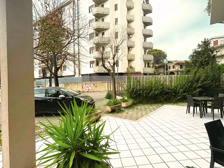 Immagine 3 di Quadrilocale in affitto  a Pescara