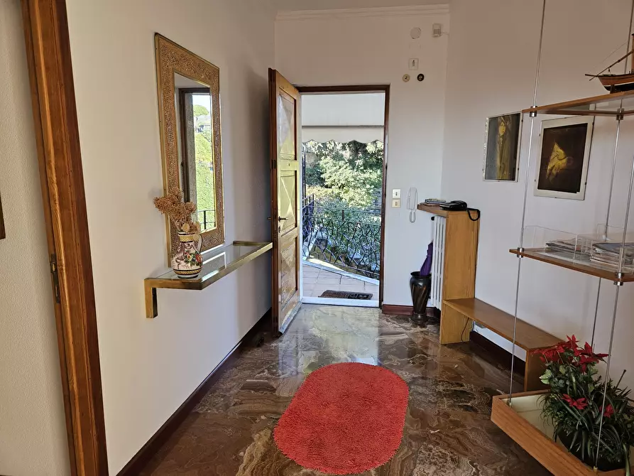 Immagine 17 di Attico in vendita  a Rapallo