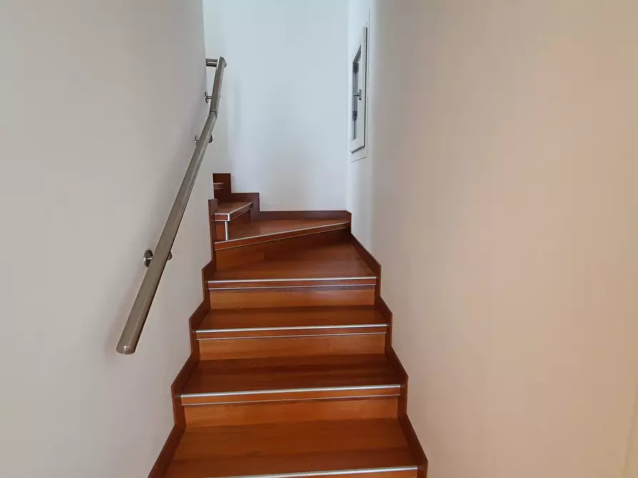 Immagine 32 di Attico in vendita  a Rapallo