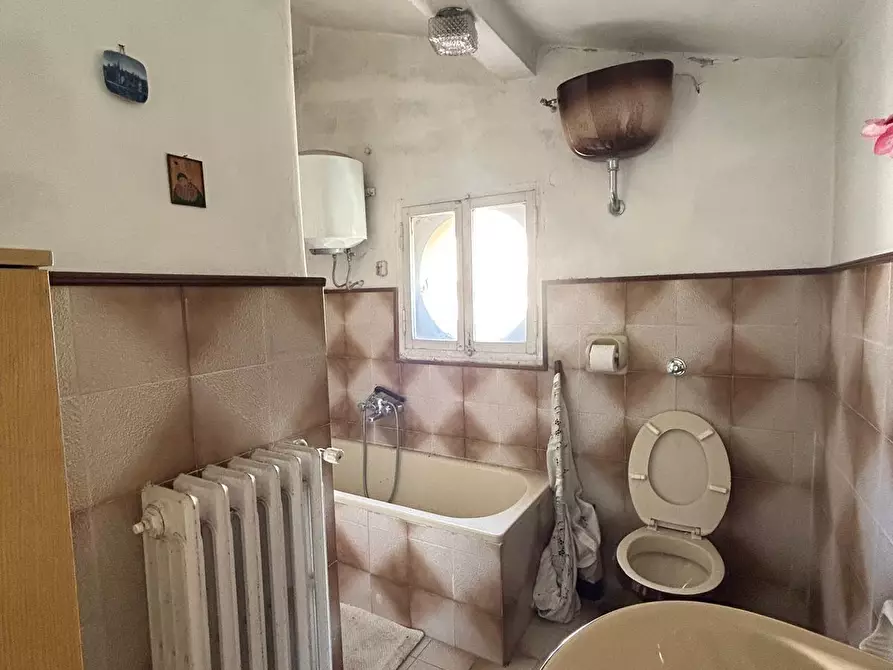 Immagine 45 di Rustico / casale in vendita  in via casalina 3 a Montopoli Di Sabina