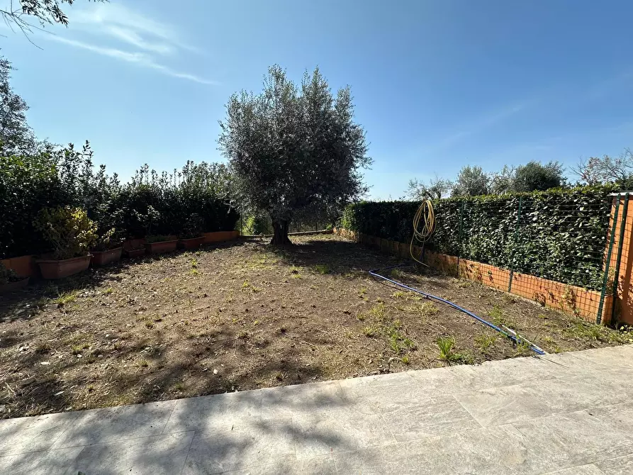 Immagine 4 di Trilocale in vendita  in Via Tiberina 13 a Castelnuovo Di Porto