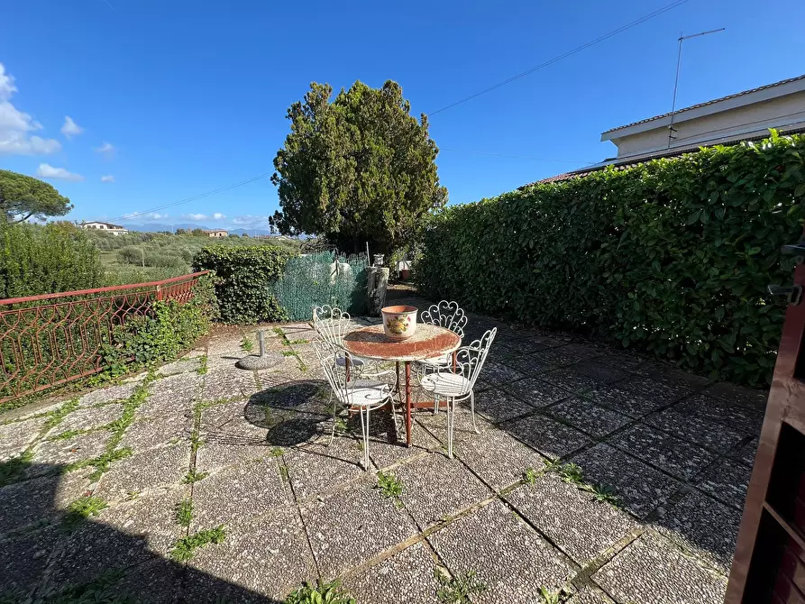 Immagine 9 di Villa in vendita  a Fiano Romano