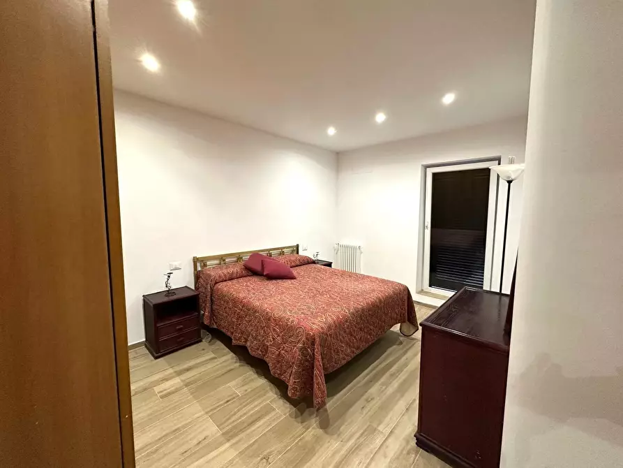 Immagine 12 di Trilocale in vendita  in Via Tiberina 13 a Castelnuovo Di Porto