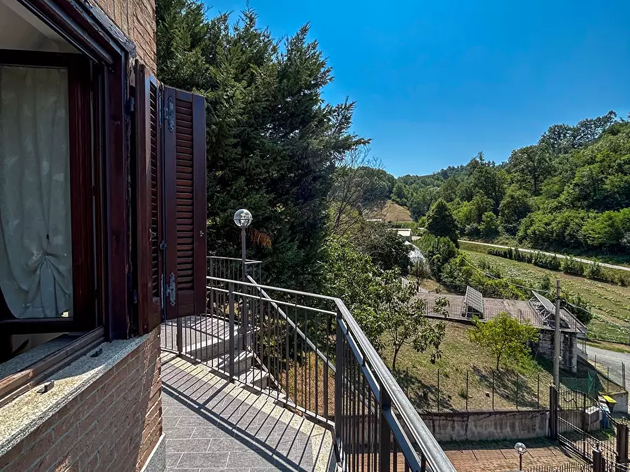 Immagine 9 di Quadrilocale in vendita  in Strada Valle Massa 34 a Castiglione Torinese