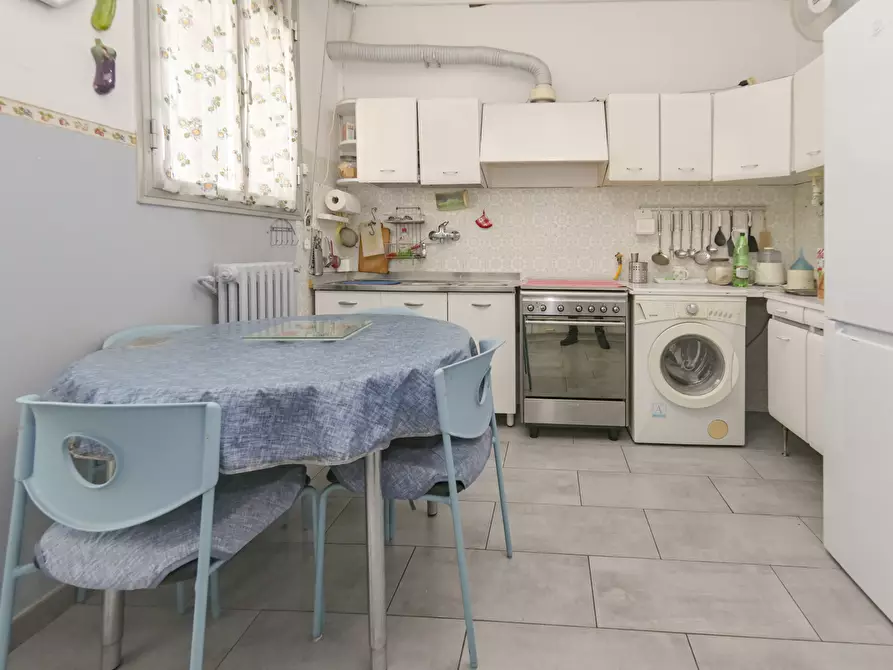 Immagine 17 di Quadrilocale in vendita  in Via Giovanni Roveda 25 a Torino