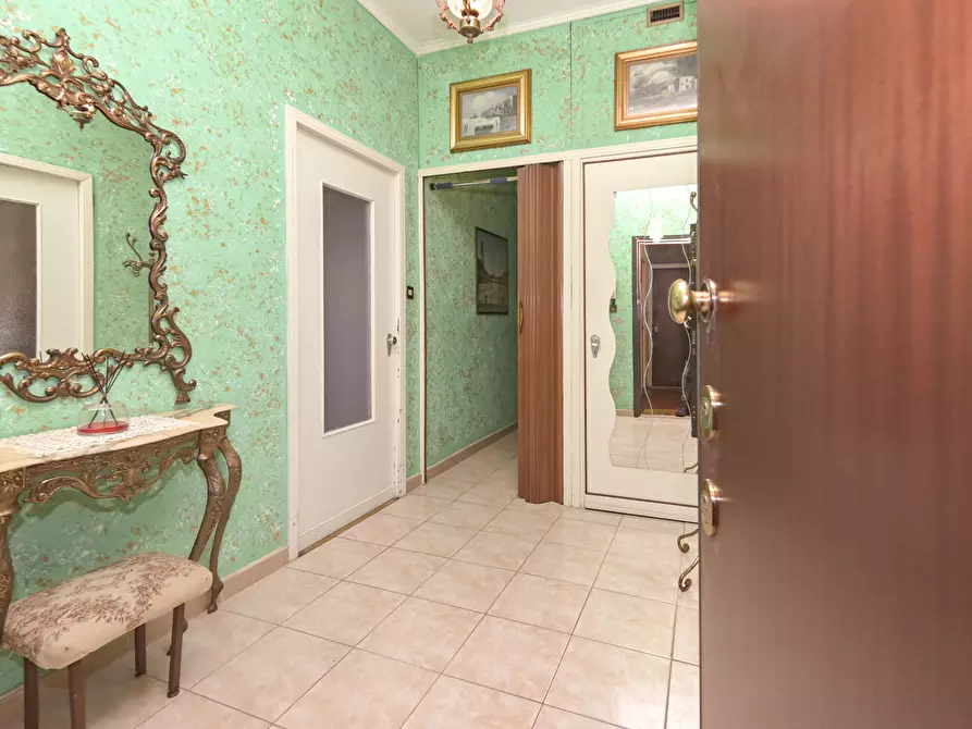 Immagine 10 di Quadrilocale in vendita  in Via Giovanni Roveda 25 a Torino