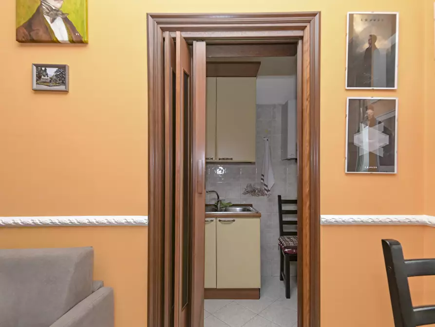 Immagine 23 di Bilocale in vendita  in Via Monginevro 220 a Torino