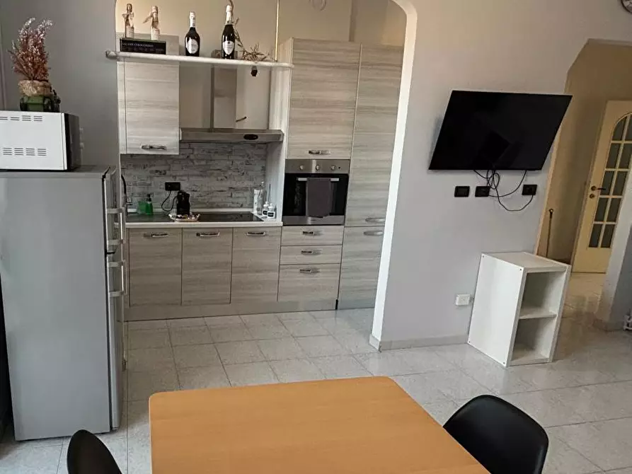 Immagine 8 di Bilocale in affitto  in Via Tunisi 105 a Torino