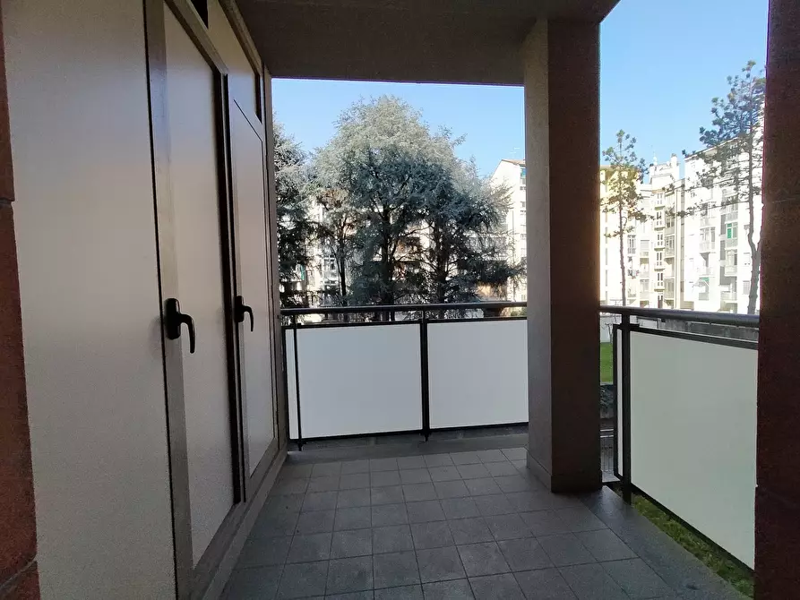 Immagine 27 di Quadrilocale in vendita  in Via Pietro Cossa 105 a Torino