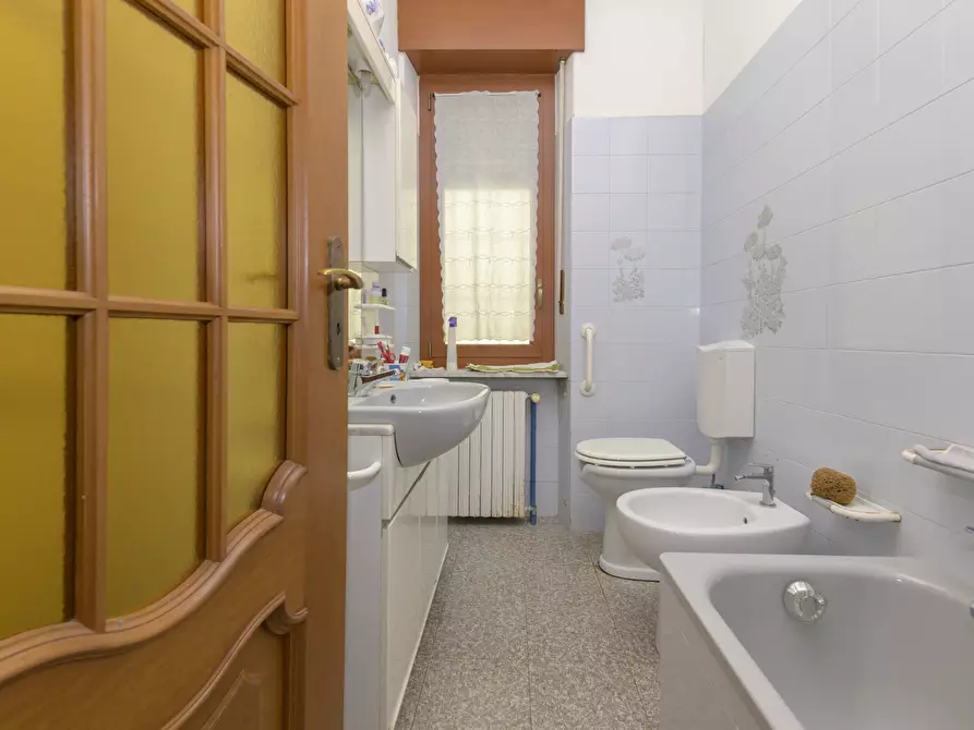 Immagine 49 di Villa in vendita  in via nazario sauro 45 a Venaria Reale