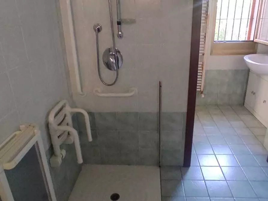 Immagine 13 di Casa indipendente in vendita  in Via Montegrappa 27 a Moncalieri