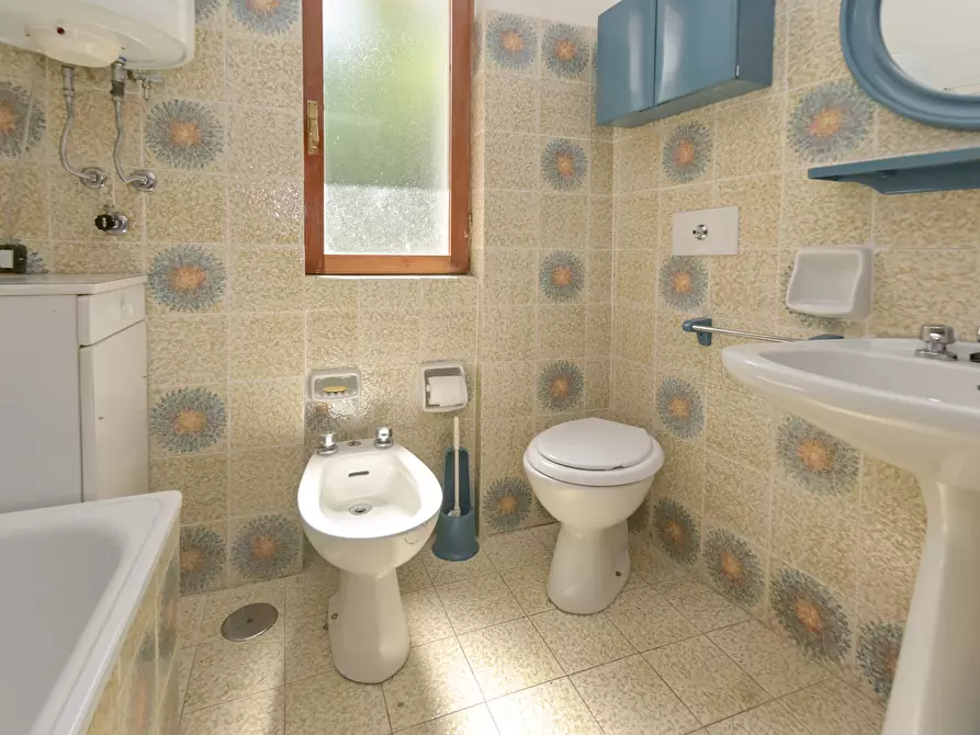 Immagine 19 di Quadrilocale in vendita  in via torino 4 a Lemie