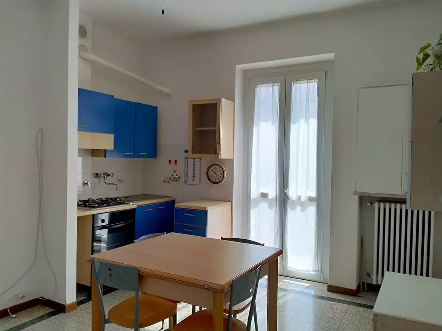Immagine 7 di Bilocale in vendita  in Via Meina 8 a Torino