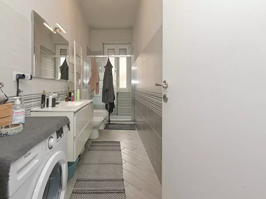 Immagine 32 di Bilocale in vendita  in via umberto giordano 8 a Nichelino