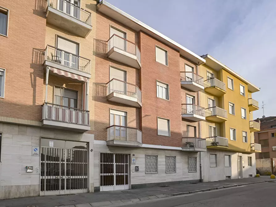 Immagine 1 di Trilocale in vendita  in via verdi 17 a Venaria Reale