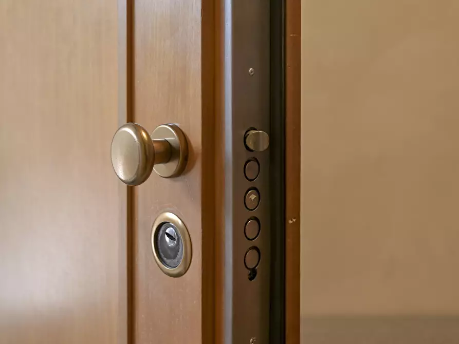 Immagine 60 di Trilocale in vendita  in Corso Monte Cucco 146 a Torino