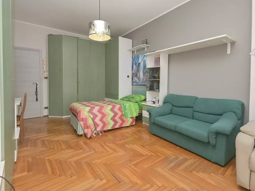 Immagine 36 di Quadrilocale in vendita  in Via Nicomede Bianchi 102 a Torino