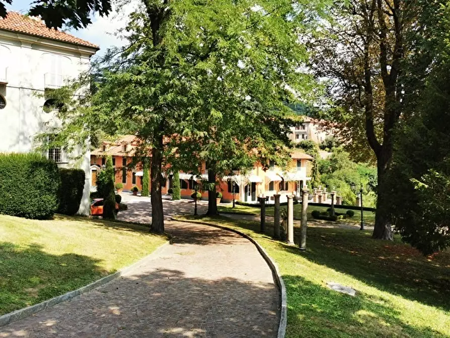 Immagine 13 di Villa in vendita  a Moncalieri