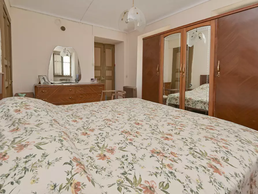 Immagine 33 di Quadrilocale in vendita  in via torino 4 a Lemie