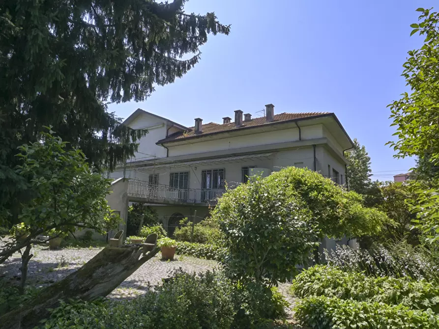 Immagine 10 di Villa in vendita  in via IV Novembre 22 a Strambino