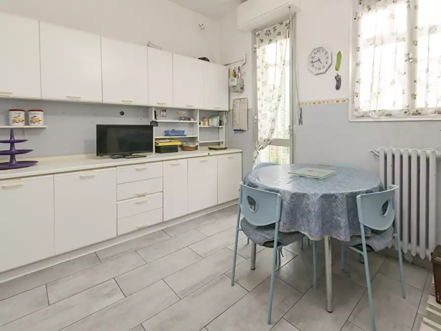 Immagine 18 di Quadrilocale in vendita  in Via Giovanni Roveda 25 a Torino