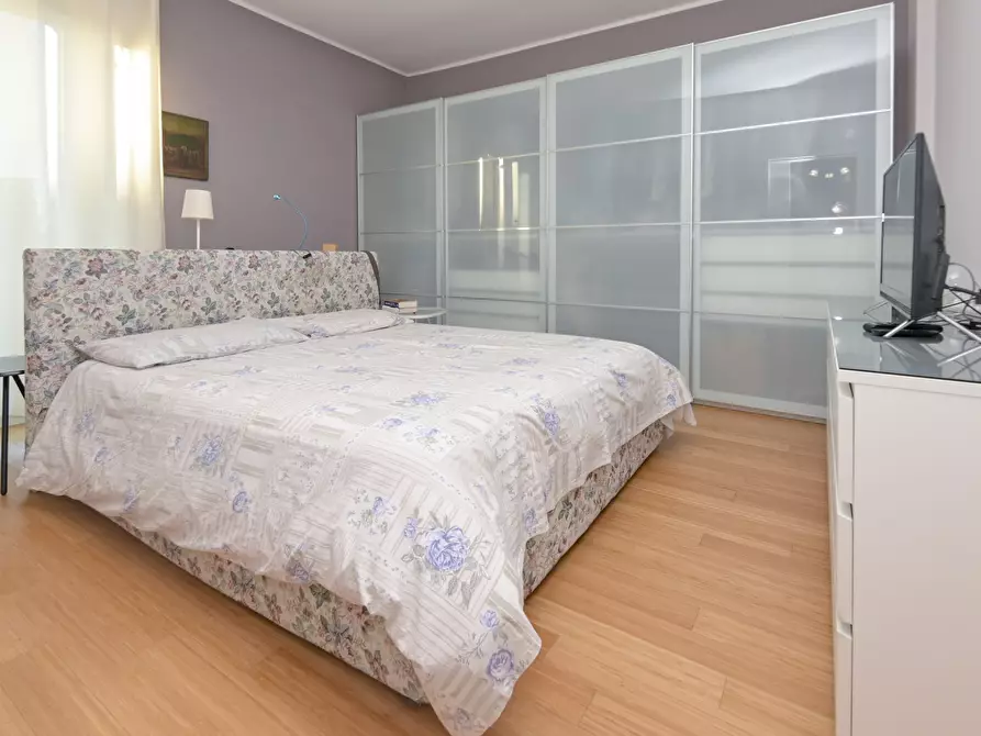 Immagine 37 di Quadrilocale in vendita  in via trecate 15 a Torino