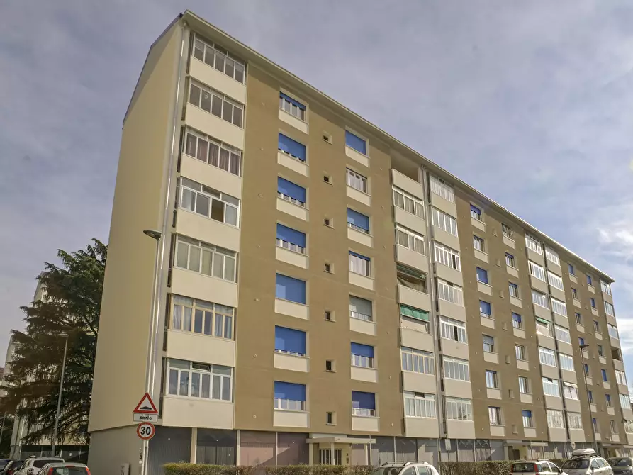 Immagine 5 di Quadrilocale in vendita  in Via Giovanni Roveda 25 a Torino