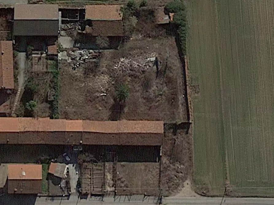 Immagine 8 di Terreno agricolo in vendita  in Via Pastrengo 21 a La Loggia