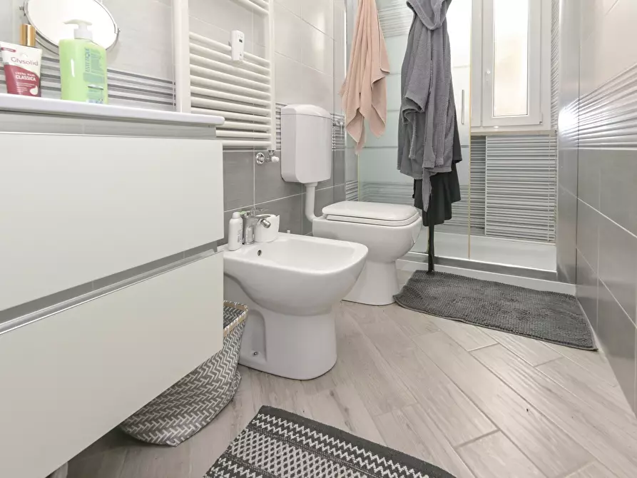 Immagine 34 di Bilocale in vendita  in via umberto giordano 8 a Nichelino