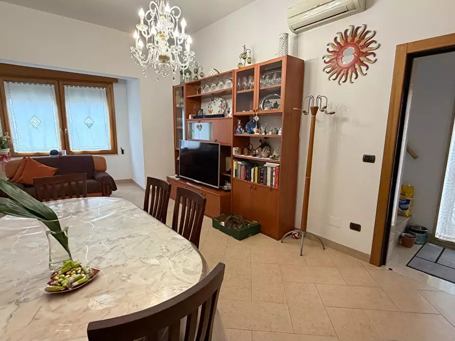 Immagine 2 di Casa indipendente in vendita  in Via Cappuccini 98 a Monopoli