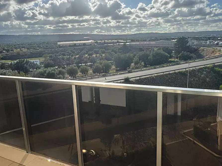 Immagine 15 di Attico in vendita  in Via Sottotenente Francesco Custodero a Monopoli