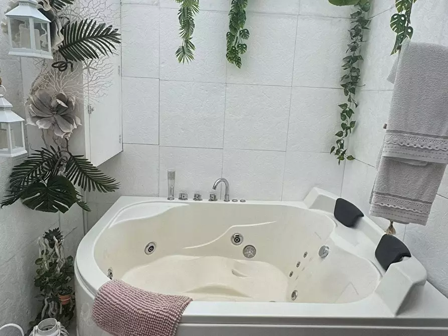 Immagine 10 di Casa indipendente in vendita  in via marconi a Monopoli