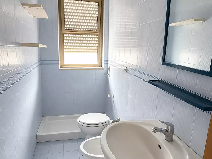 Immagine 11 di Quadrilocale in vendita  in Strada Privata Ludovico Ariosto 7 a Monopoli